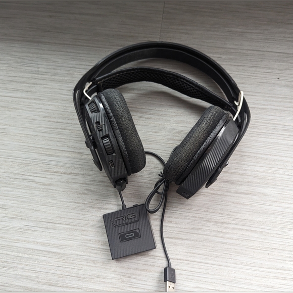 Xbox One 500gb - Picture 4 of 4